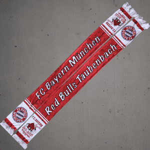 FC Bayern München Fan-Schal, rot mit Vereinslogo, ideal für Fußballfans.